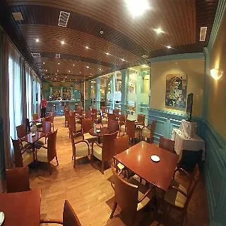 Fuente Piedras 4* Cabra