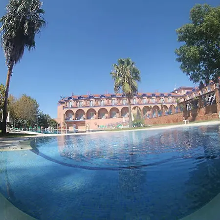 Fuente Piedras 4* Cabra