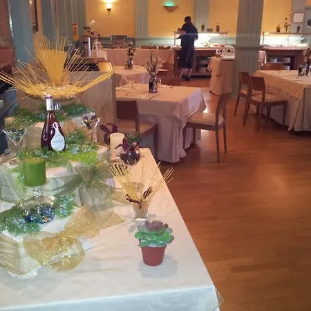 Fuente Piedras 4* قبرة