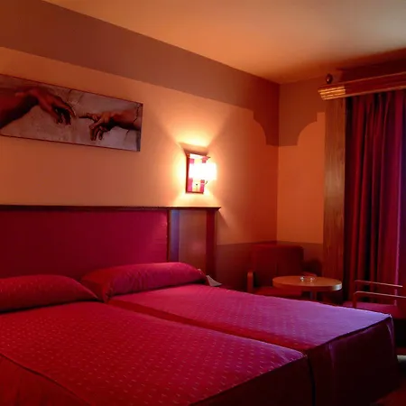 Fuente Piedras Hotel 4*