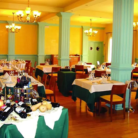 Fuente Piedras فندق قبرة