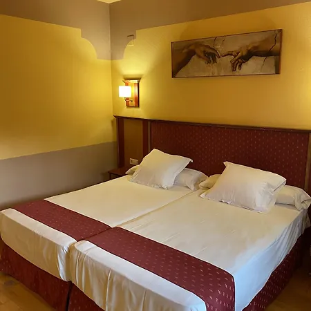 Fuente Piedras Hotel 4*