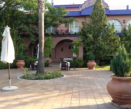 Fuente Piedras 4* Cabra