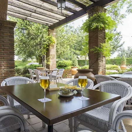 Fuente Piedras Hotel