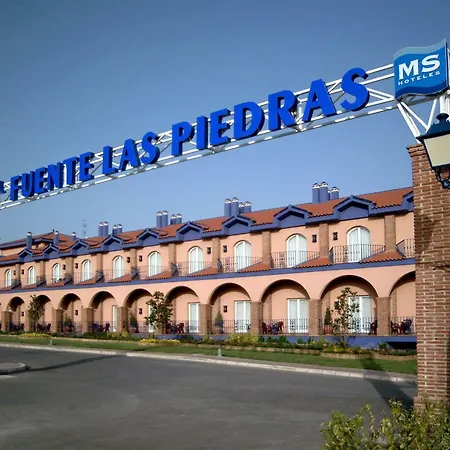 Fuente Piedras 4* Cabra